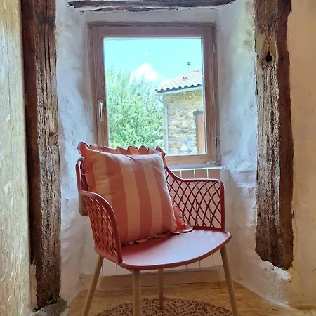 Chambre D'Hote, Suite Duplex 50 M2 En Pleine Nature Sur Les Hauteurs De Brioude 3*